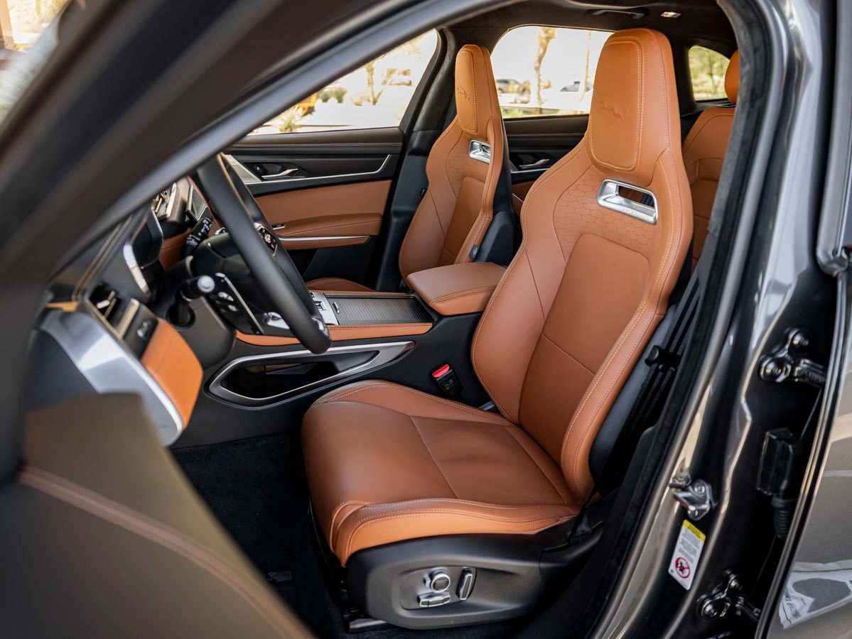 New 2026 Jaguar F-PACE R-Dynamic S image 13