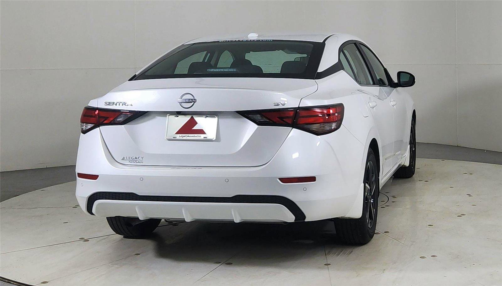 Used 2024 Nissan Sentra SV image 6