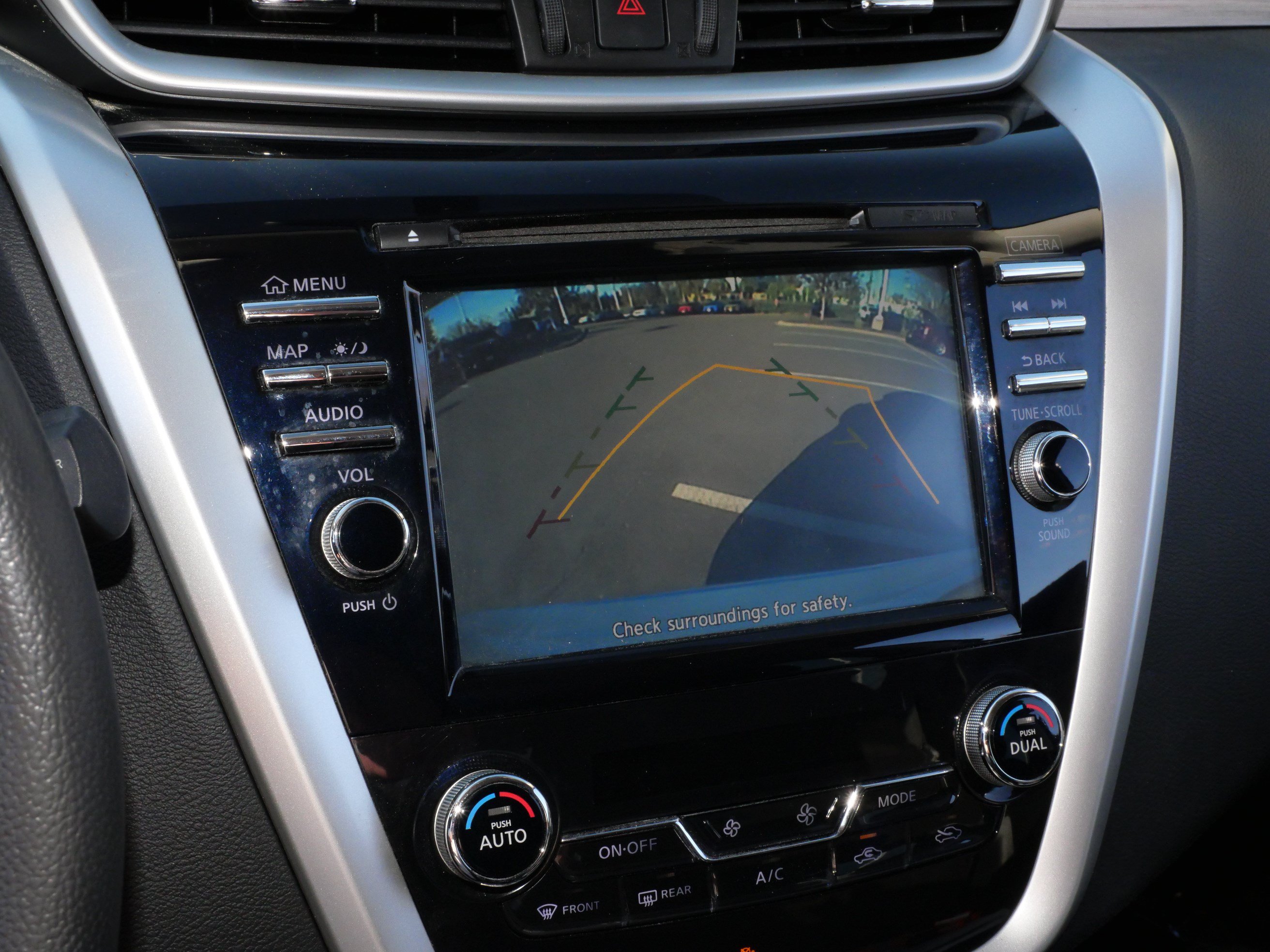 Used 2016 Nissan Murano SV AWD/4WD image 29