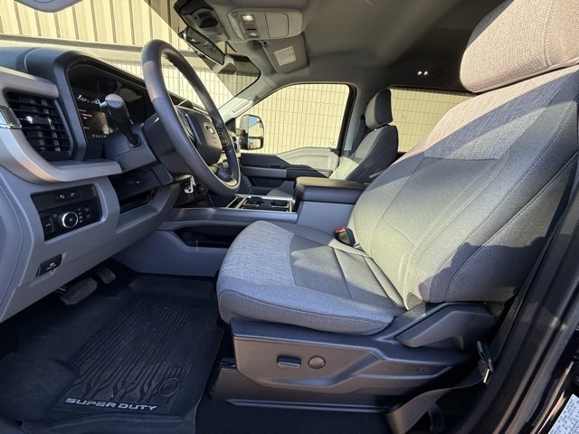 Used 2024 Ford F350 XLT w/ 360-Degree Camera Package image 21