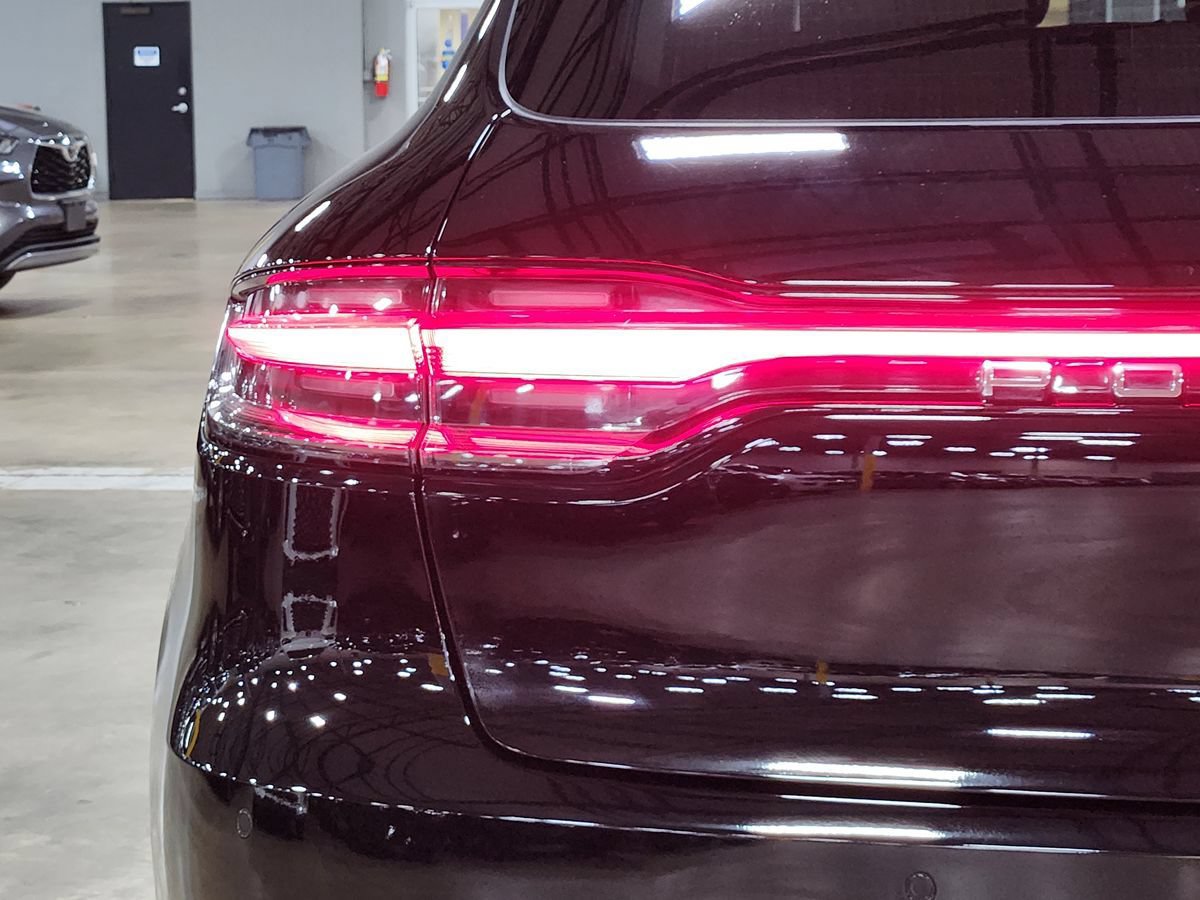 Used 2020 Porsche Macan AWD/4WD image 20