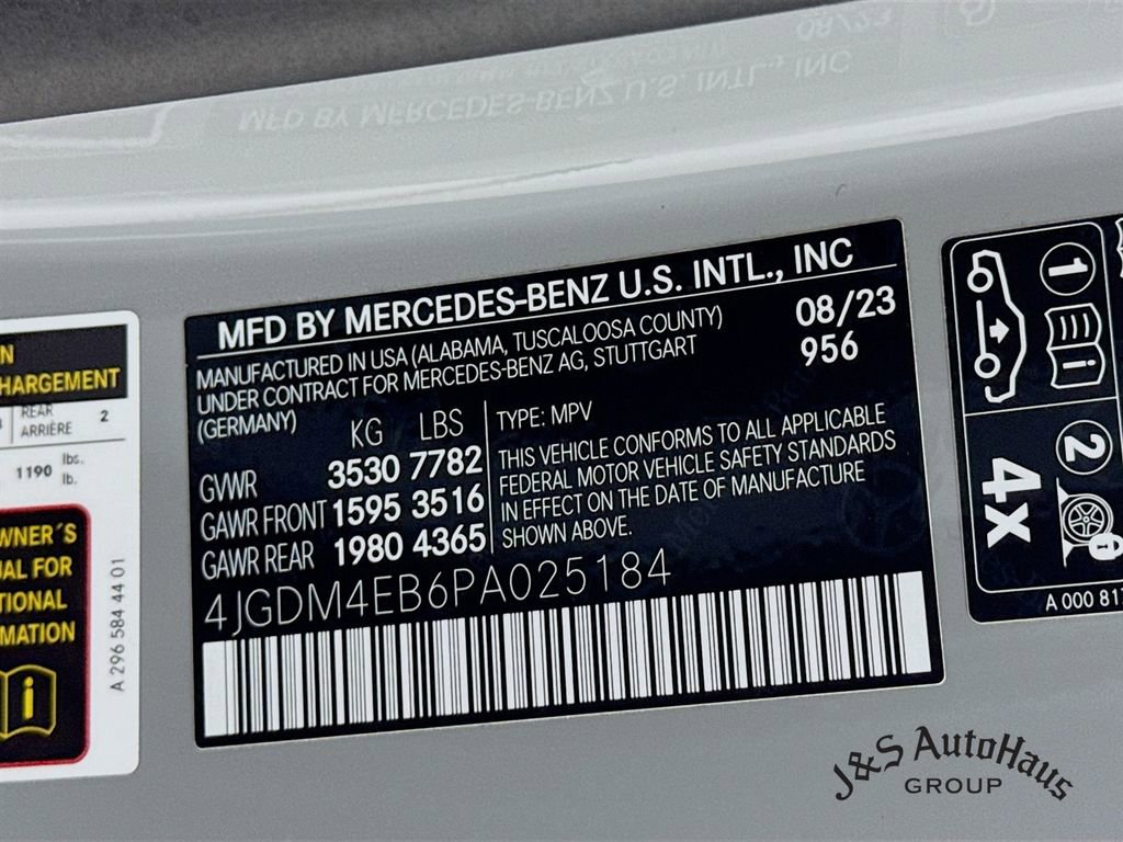 Used 2023 Mercedes-Benz EQS 580 4MATIC SUV image 41