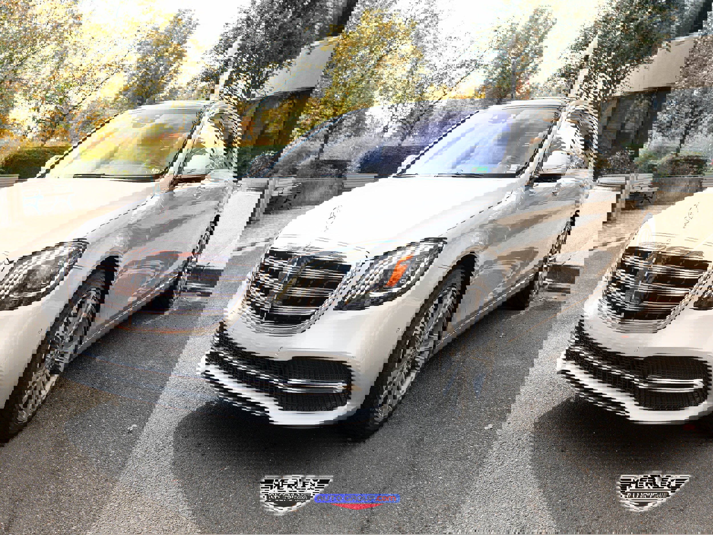 Used 2018 Mercedes-Benz S 560 4MATIC Sedan image 3