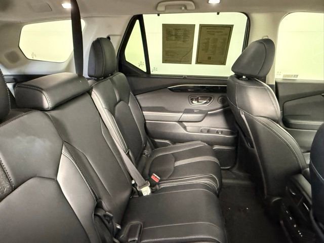 Used 2024 Honda Pilot Touring image 43