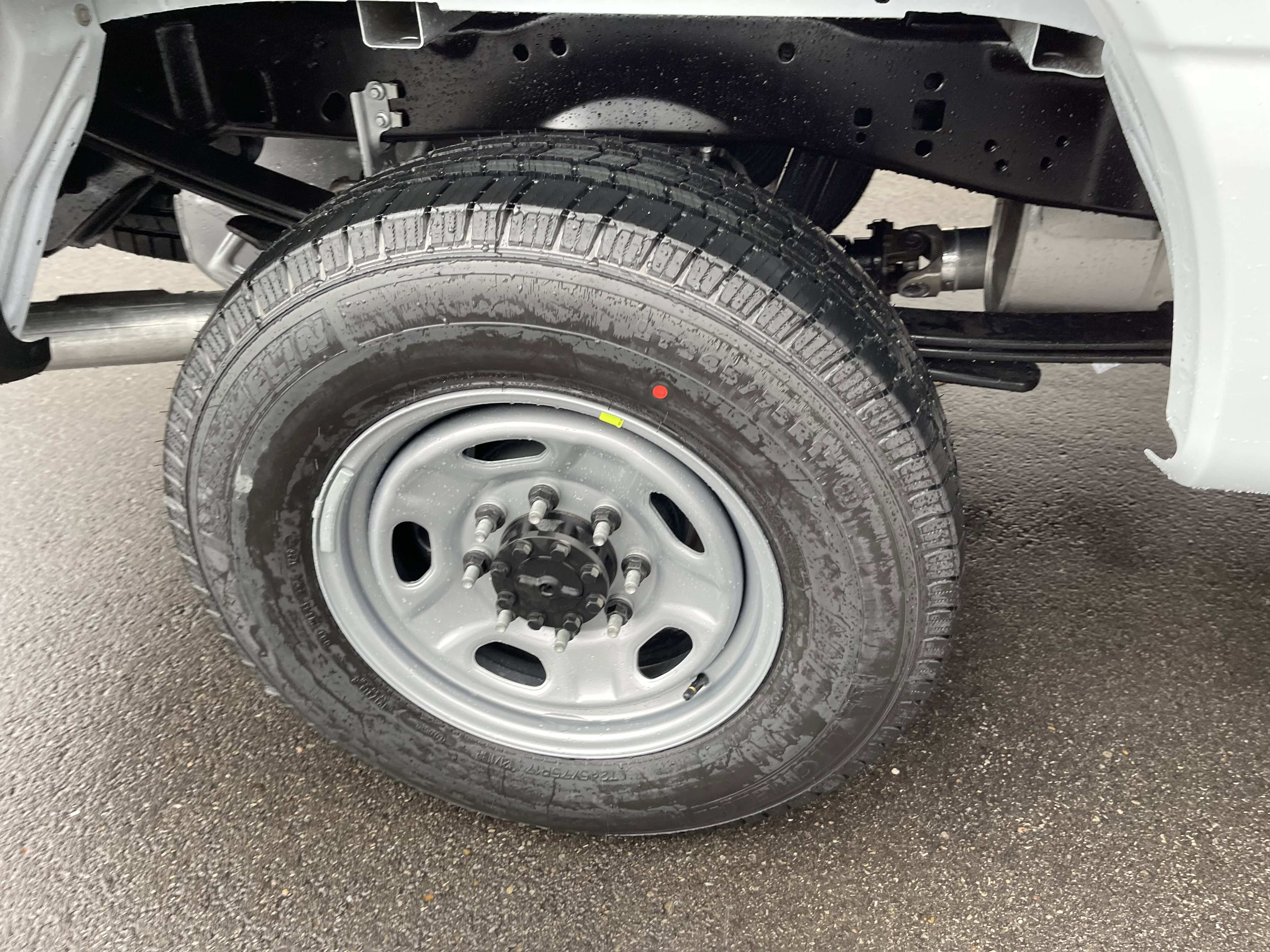 New 2026 Ford F250 XL w/ XL Chrome Package image 40