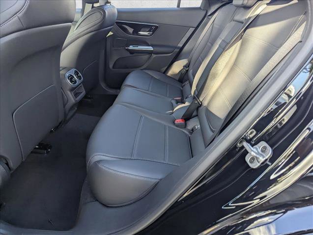 Used 2026 Mercedes-Benz GLC 300 image 12