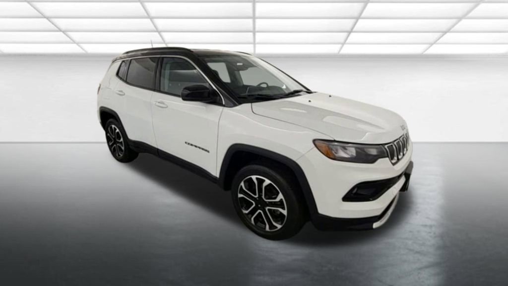 Used 2022 Jeep Compass Limited AWD/4WD image 9