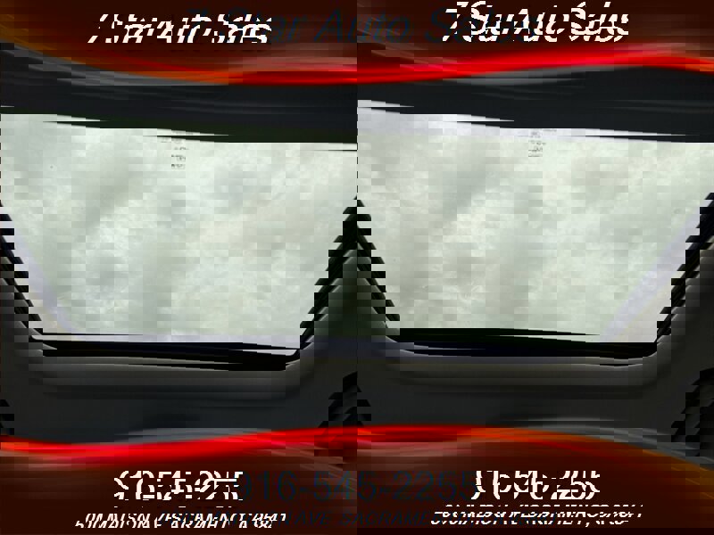 Used 2017 Ford Fusion SE w/ Fusion SE Technology Package image 17