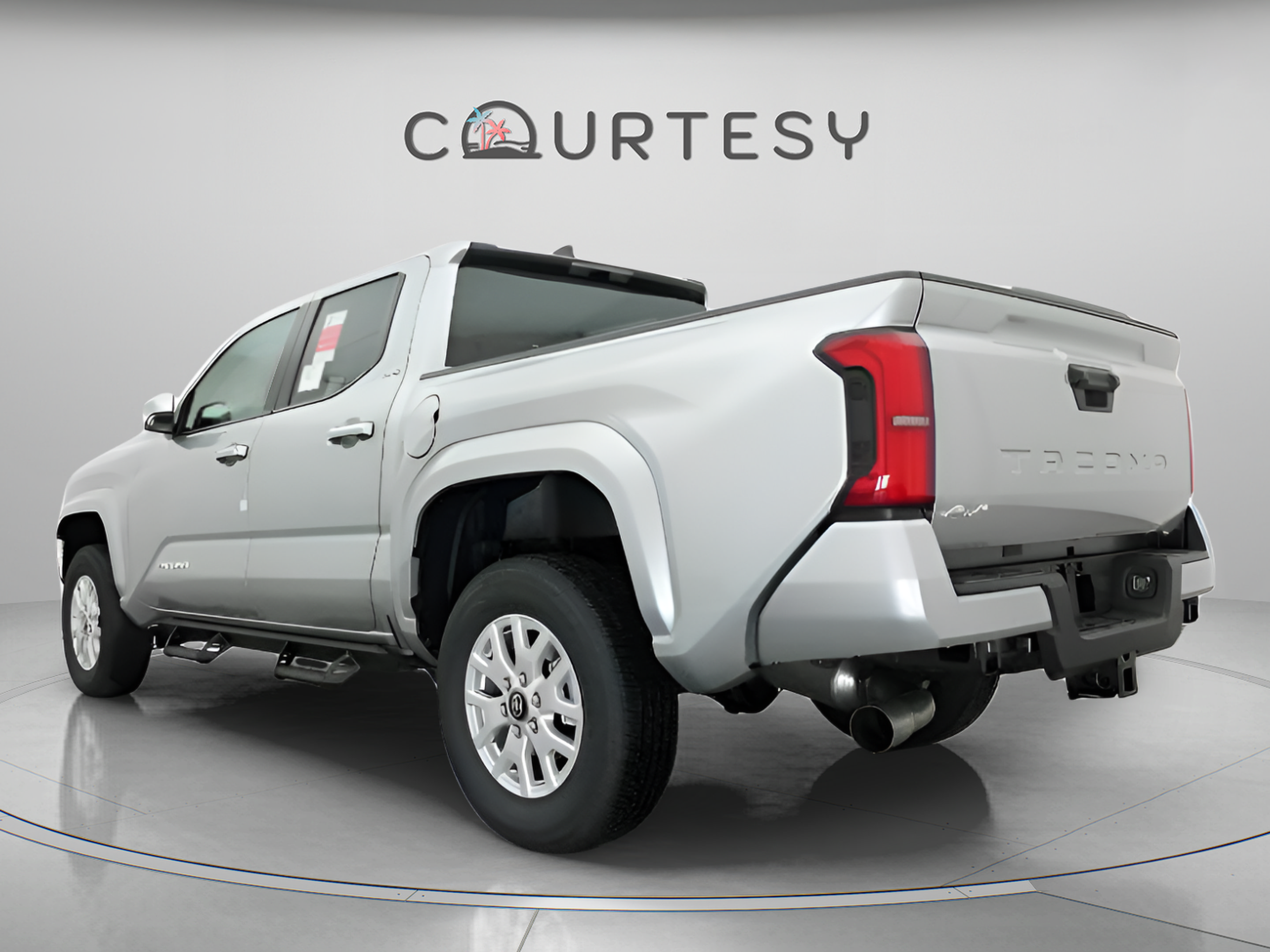 Certified 2026 Toyota Tacoma SR5 AWD/4WD image 8