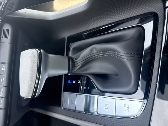 Certified 2026 Hyundai Elantra Hybrid FWD image 24