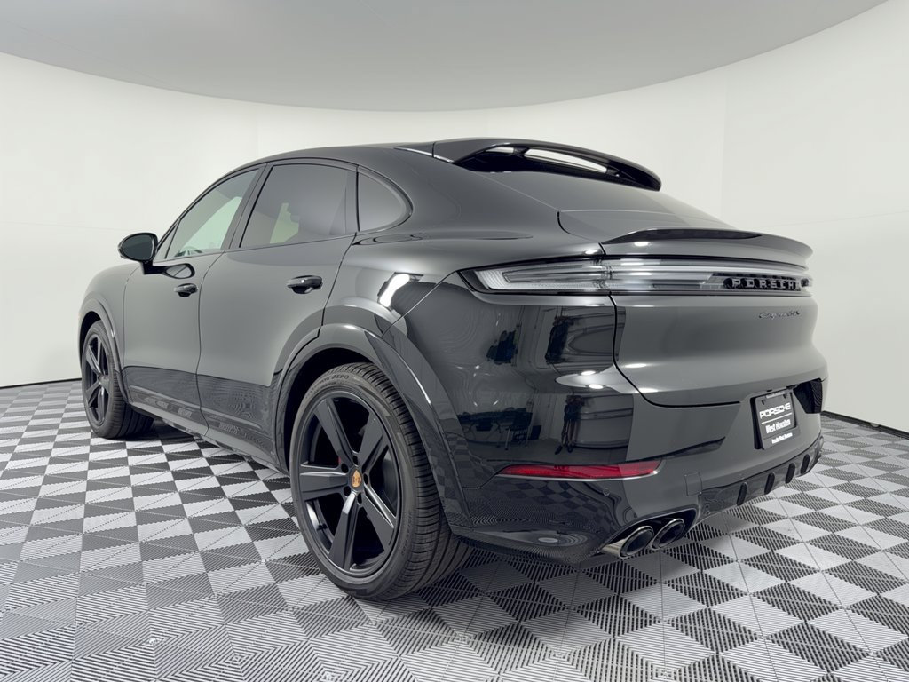New 2026 Porsche Cayenne GTS AWD/4WD image 3