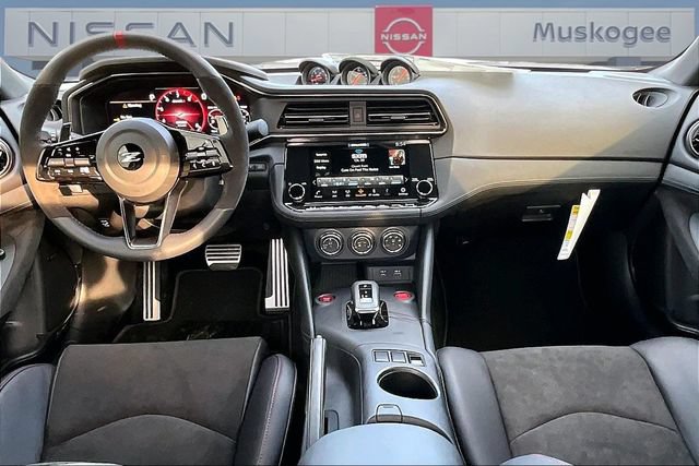 New 2026 Nissan Z NISMO w/ Floor Mat Package RWD image 9
