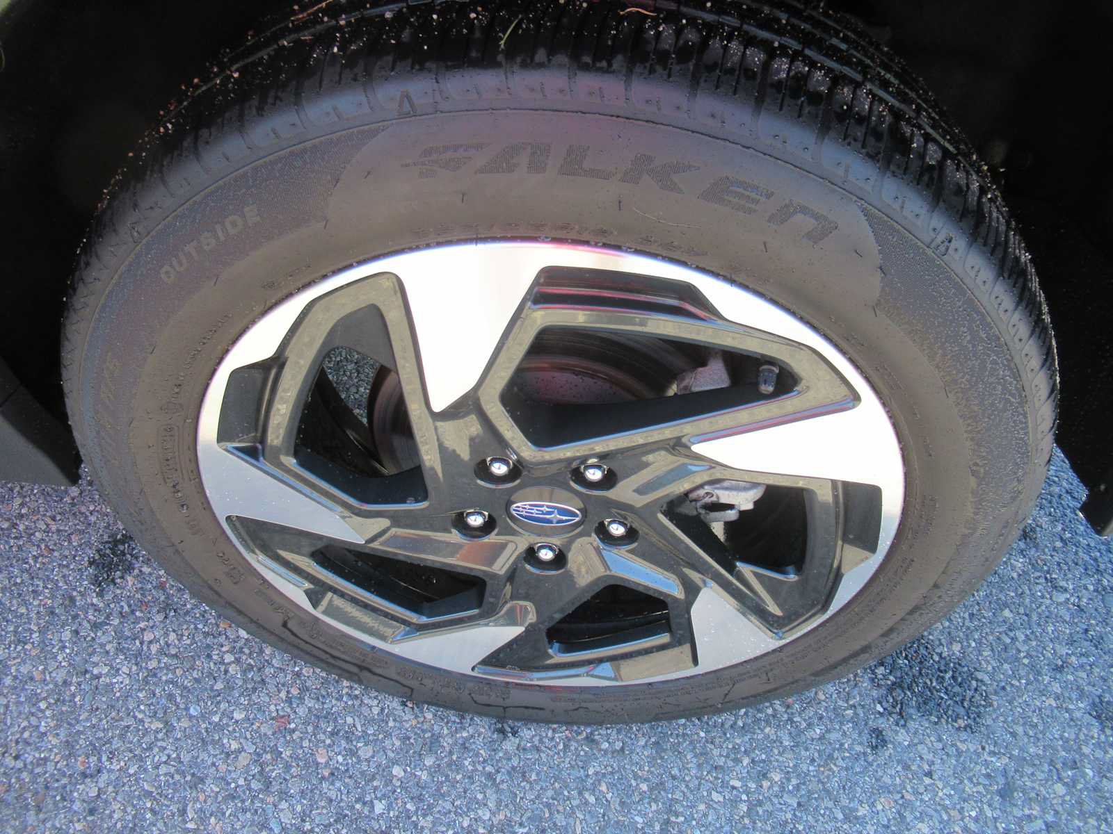 Used 2024 Subaru Crosstrek 2.5i Limited AWD/4WD image 9