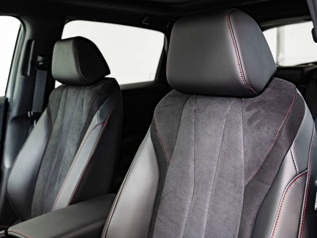 Certified 2025 Acura ADX A-Spec image 24