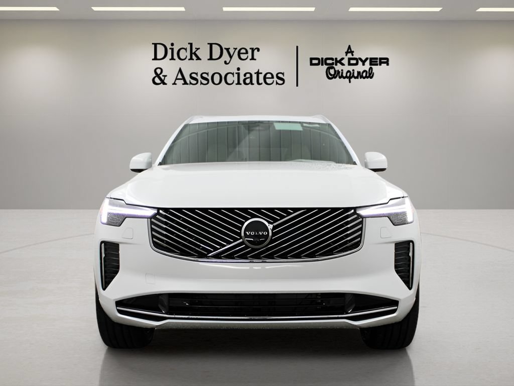 New 2026 Volvo XC90 B6 Ultra w/ Protection Package AWD/4WD image 4