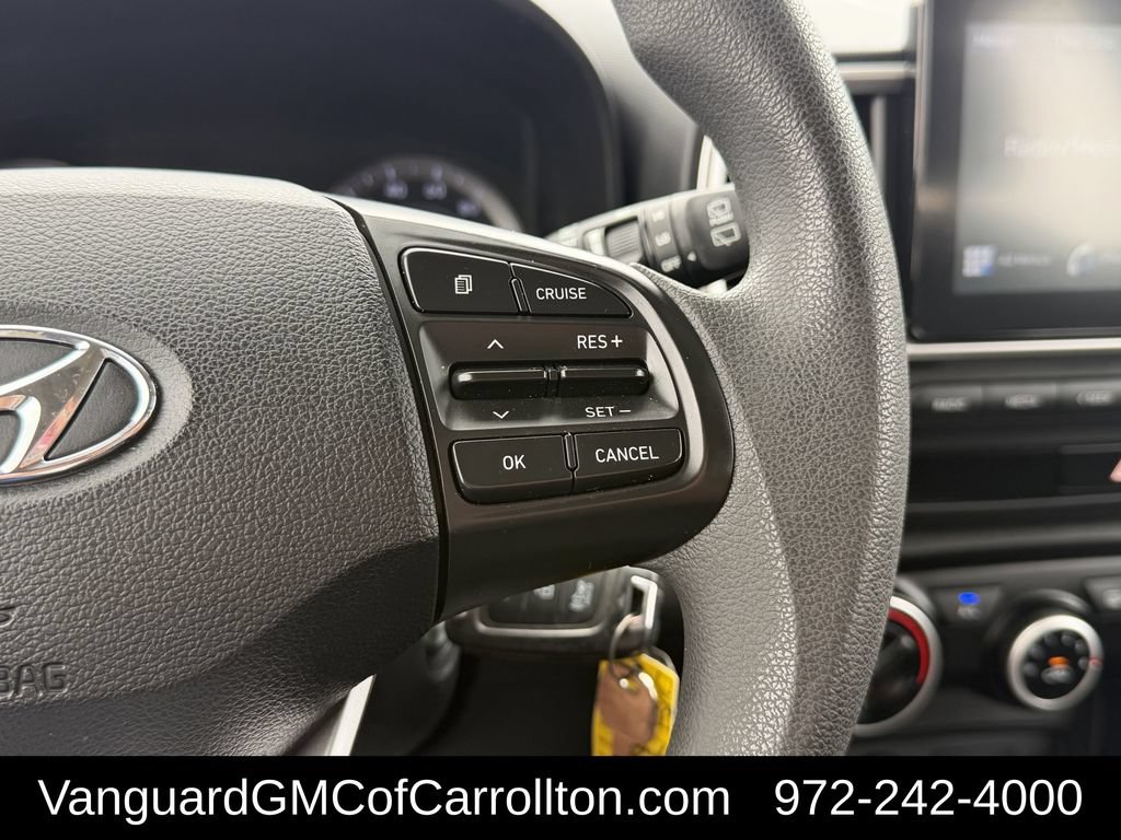 Used 2021 Hyundai Venue SE w/ Cargo Package FWD image 17