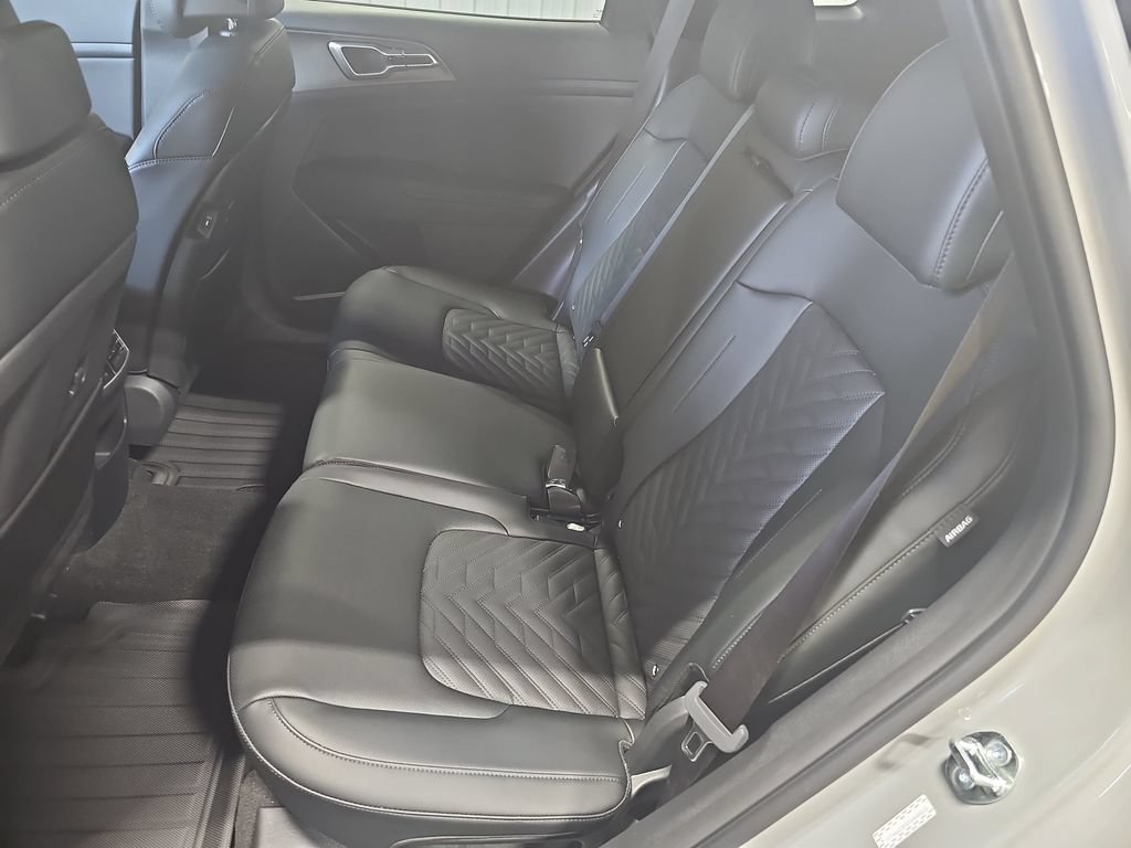 New 2026 Kia Sportage X-Line w/ X-Line Premium Package AWD/4WD image 14