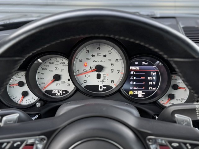 Used 2019 Porsche 911 Turbo image 19