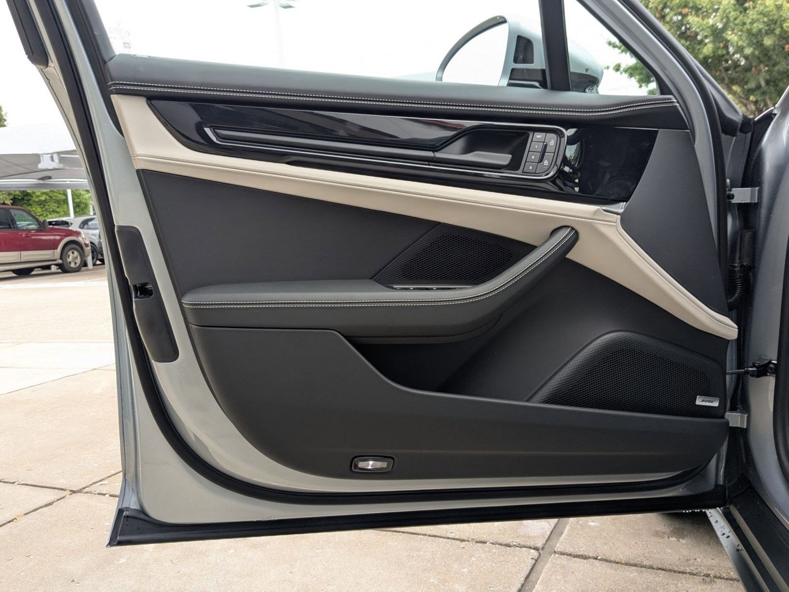 New 2026 Porsche Panamera image 13