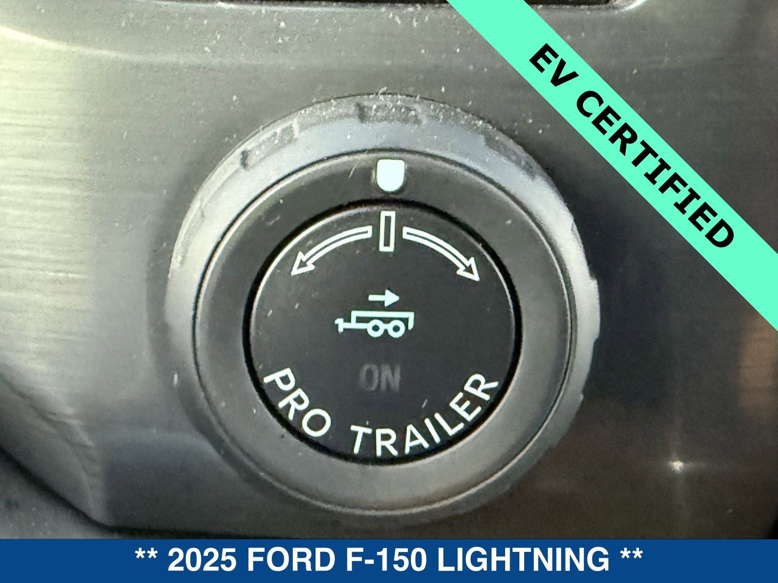 Certified 2025 Ford F150 Lightning Platinum image 31