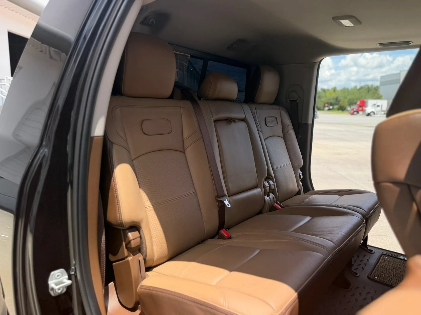Used 2023 RAM 3500 Limited AWD/4WD image 35