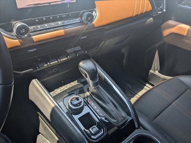 Used 2023 GMC Canyon AT4 AWD/4WD image 14