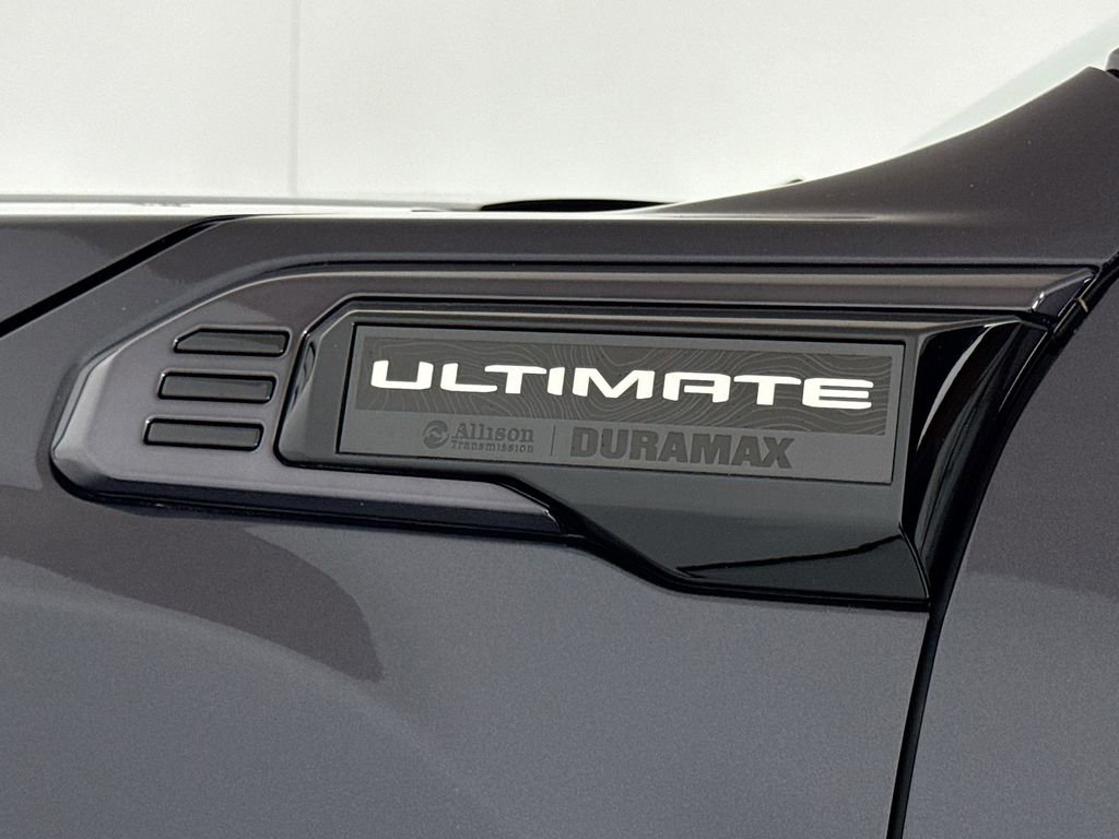 Used 2024 GMC Sierra 2500 Denali Ultimate AWD/4WD image 8