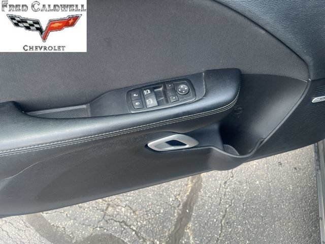 Used 2015 Dodge Challenger SXT w/ Super Sport Group (SS/T) RWD image 27