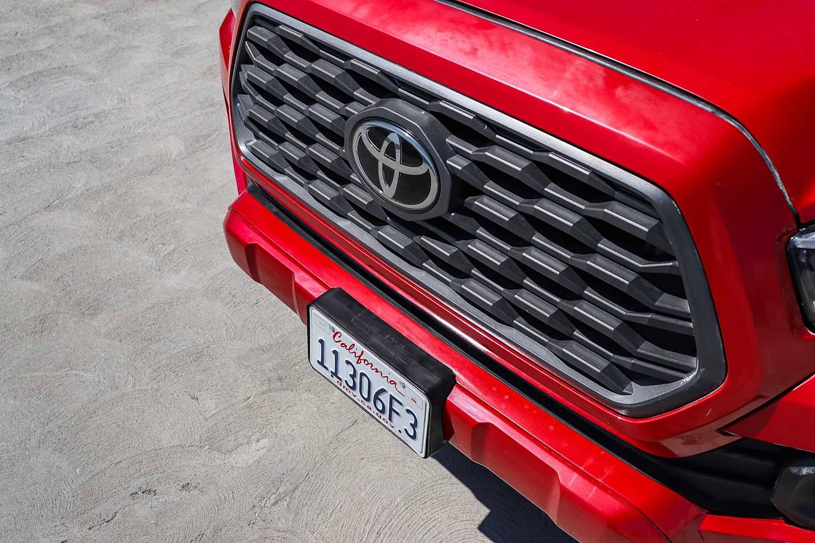 Used 2022 Toyota Tacoma TRD Sport w/ Technology Package image 8