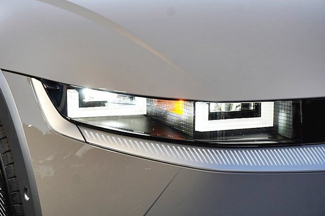 New 2027 Hyundai Ioniq 5 Limited RWD image 11