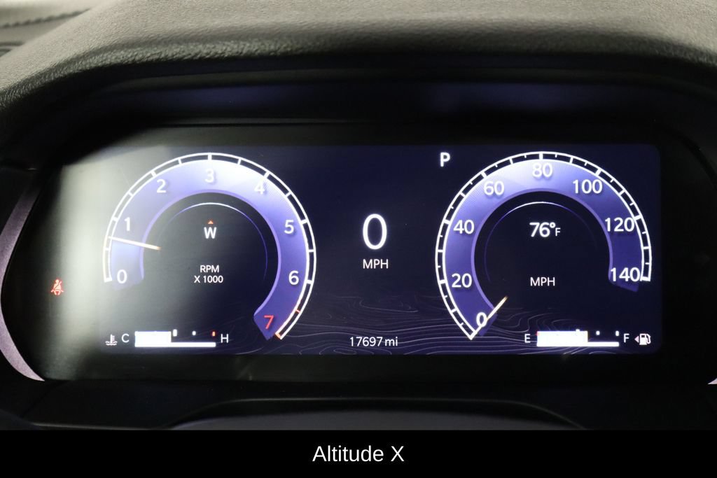 Used 2024 Jeep Grand Cherokee Altitude AWD/4WD image 11