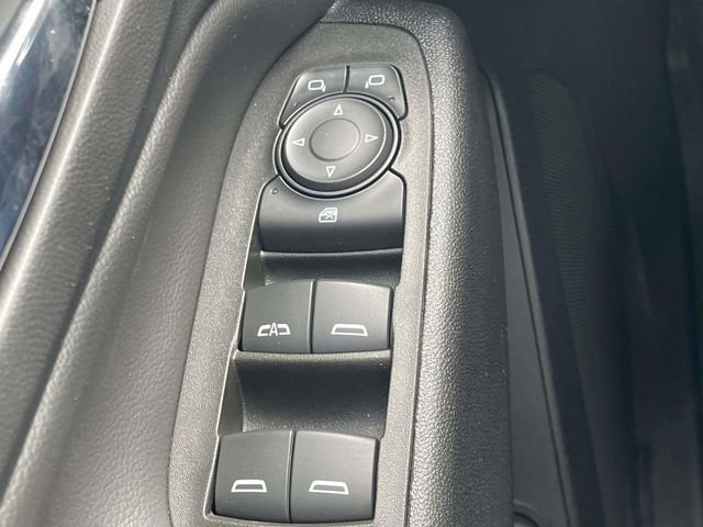 Used 2023 Chevrolet Equinox LT image 25