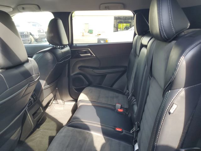 Used 2024 Mitsubishi Outlander SE AWD/4WD image 10