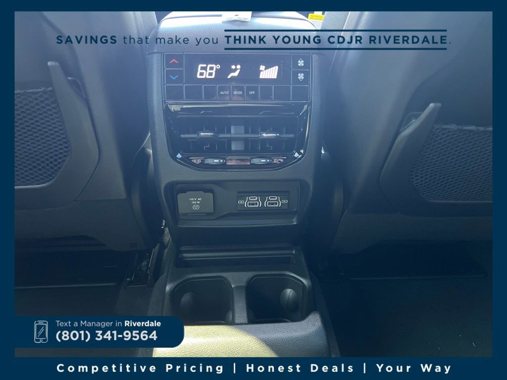 New 2025 Jeep Grand Cherokee L Altitude w/ Trailer Tow Package image 29