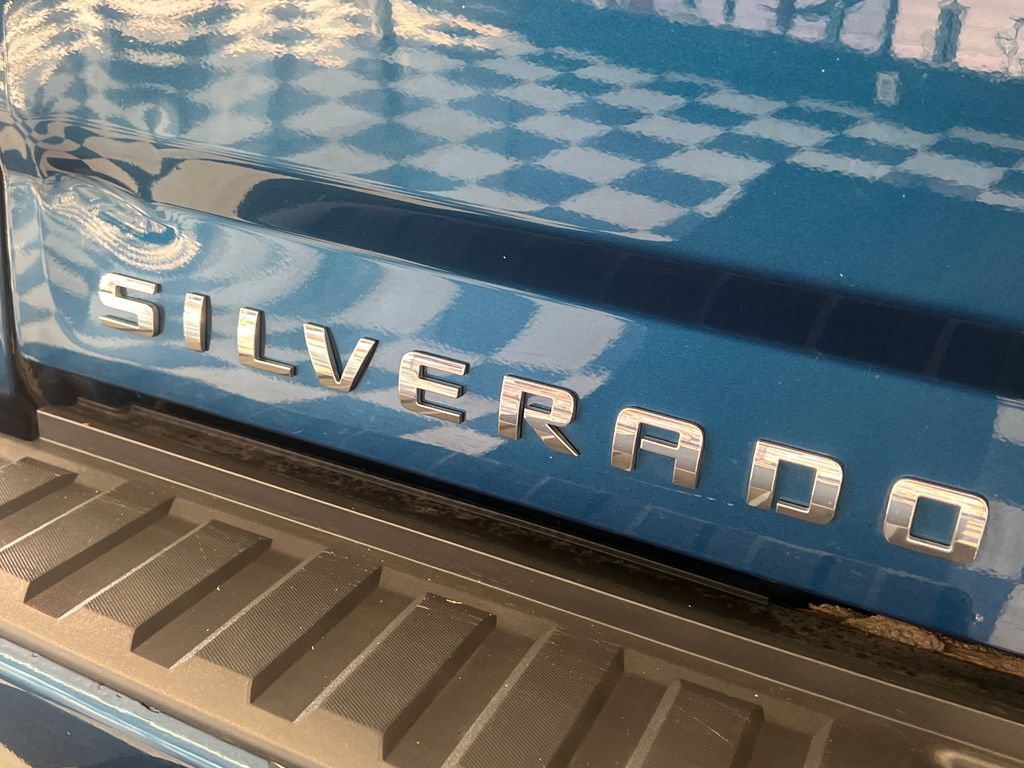 Used 2019 Chevrolet Silverado 1500 LT w/ All Star Edition AWD/4WD image 11