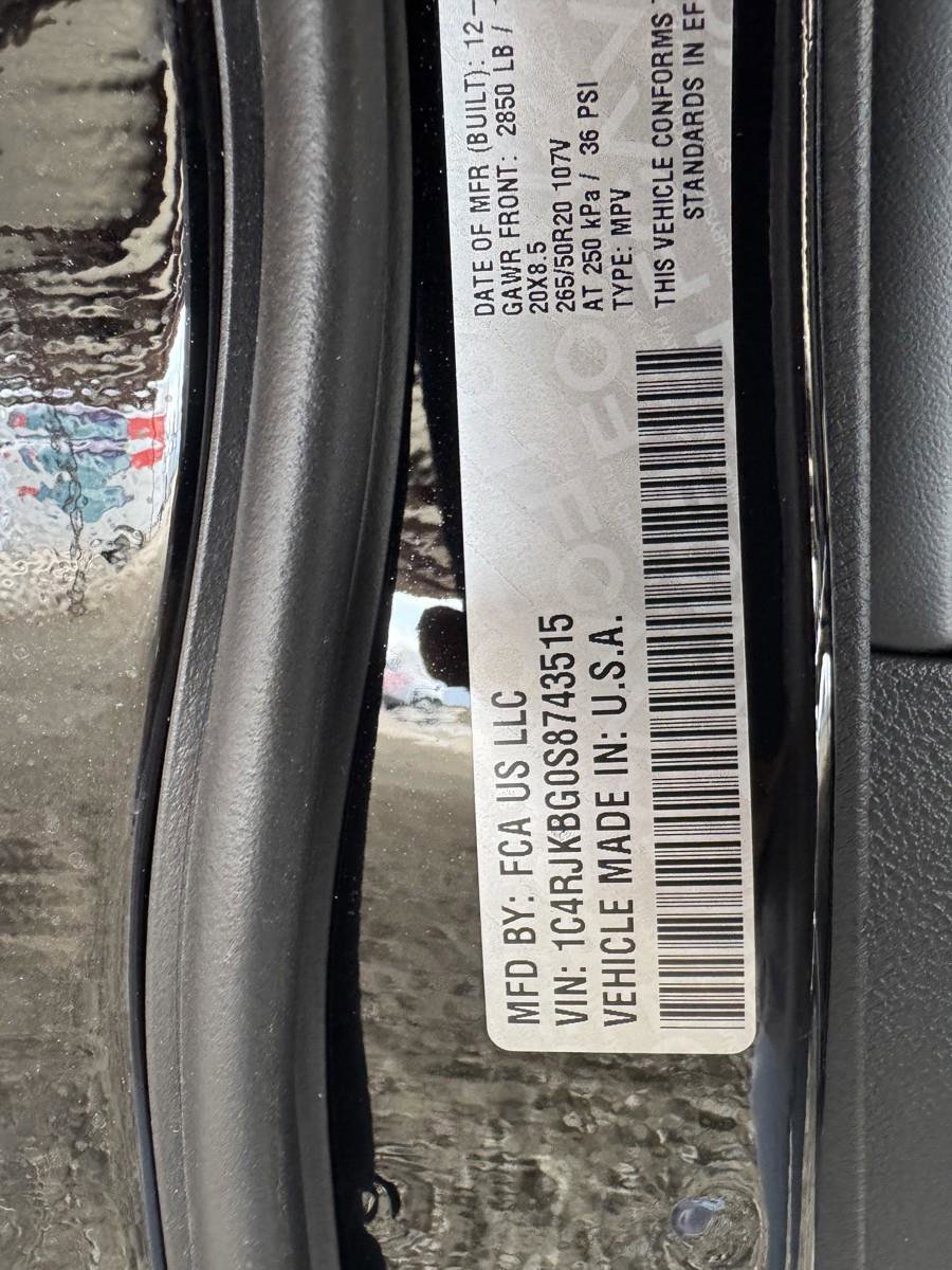 New 2025 Jeep Grand Cherokee L Limited w/ Black Appearance Package image 47