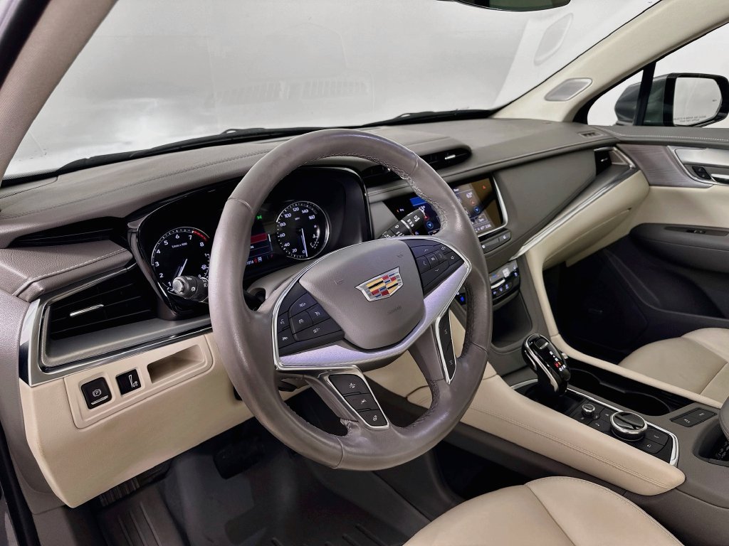 Used 2021 Cadillac XT5 Premium Luxury AWD/4WD image 9