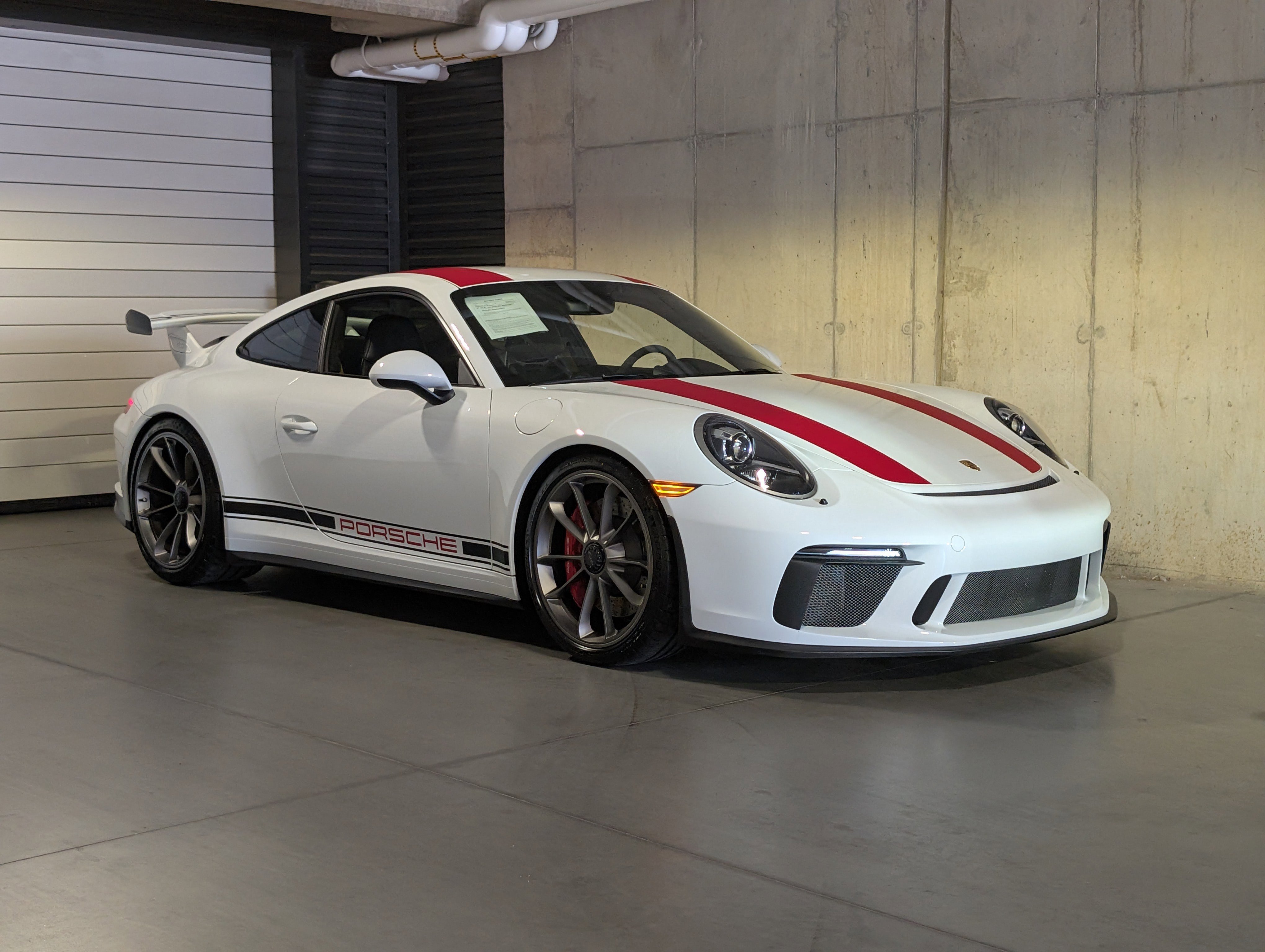 Certified 2018 Porsche 911 GT3 RWD image 10