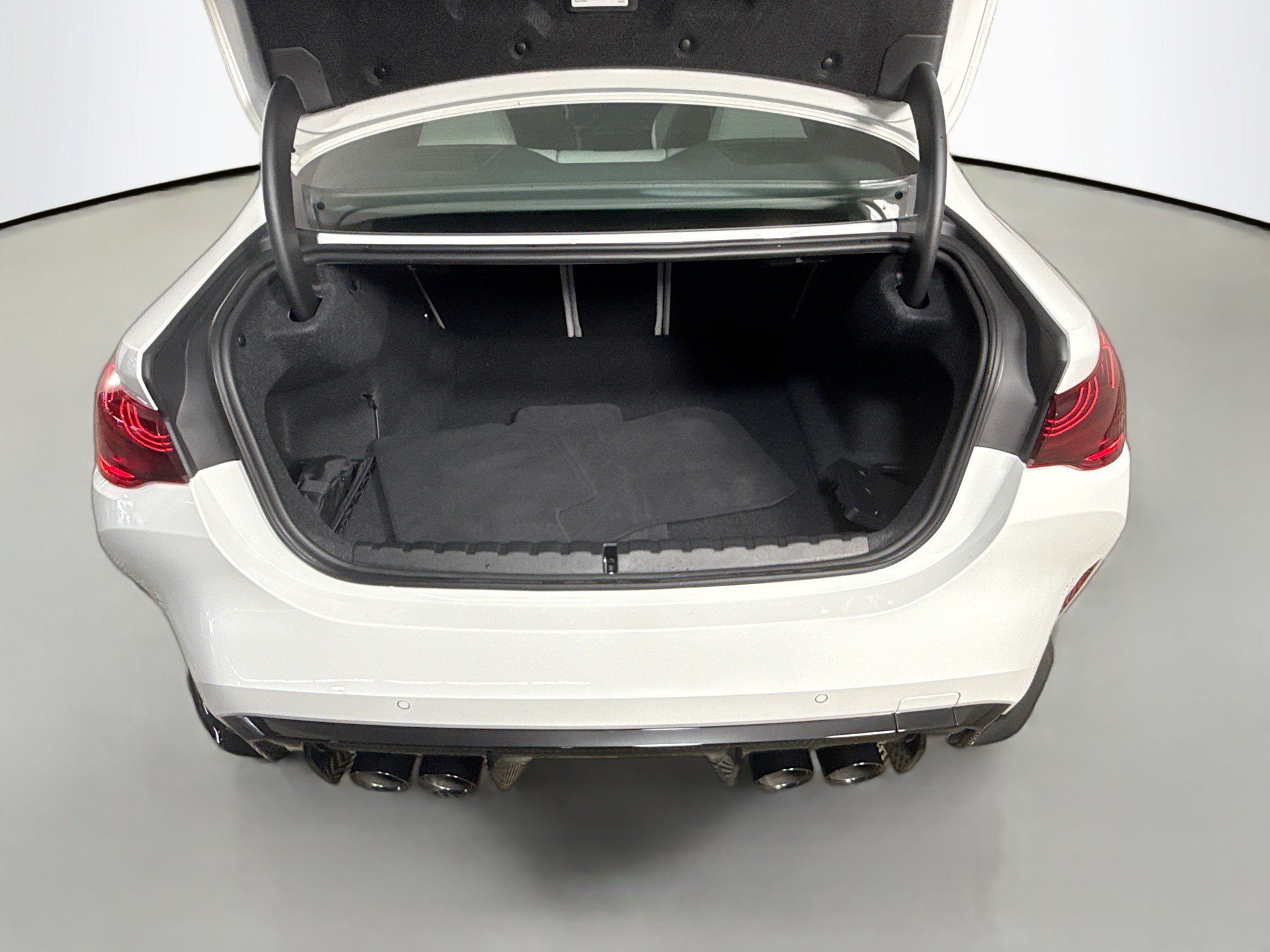 Used 2026 BMW M4 Coupe w/ Executive Package RWD image 33