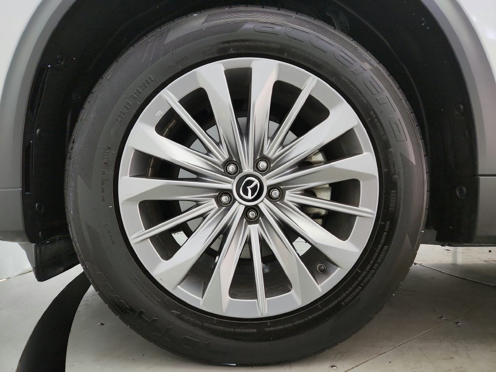 Used 2024 MAZDA CX-90 3.3 Turbo w/ Preferred Package AWD/4WD image 38