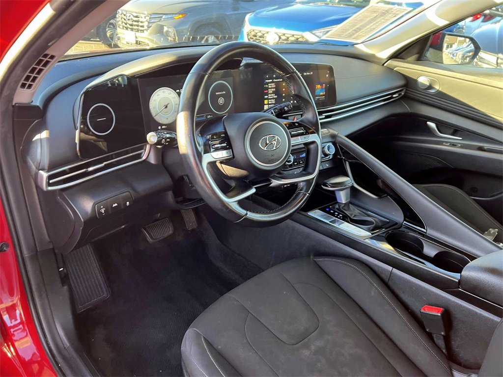 Certified 2023 Hyundai Elantra SEL w/ Convenience Package image 8