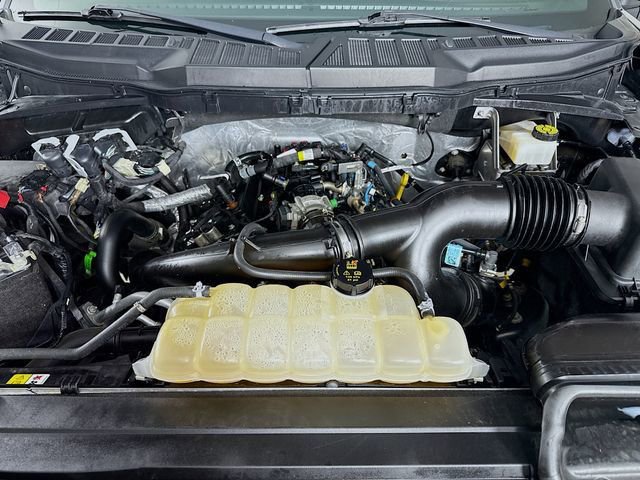 Certified 2022 Ford F150 XLT w/ Equipment Group 302A High image 29