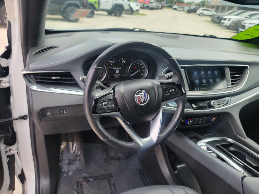 Used 2024 Buick Enclave Essence FWD image 18