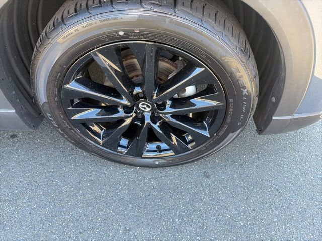 Used 2022 MAZDA CX-9 Carbon Edition image 21
