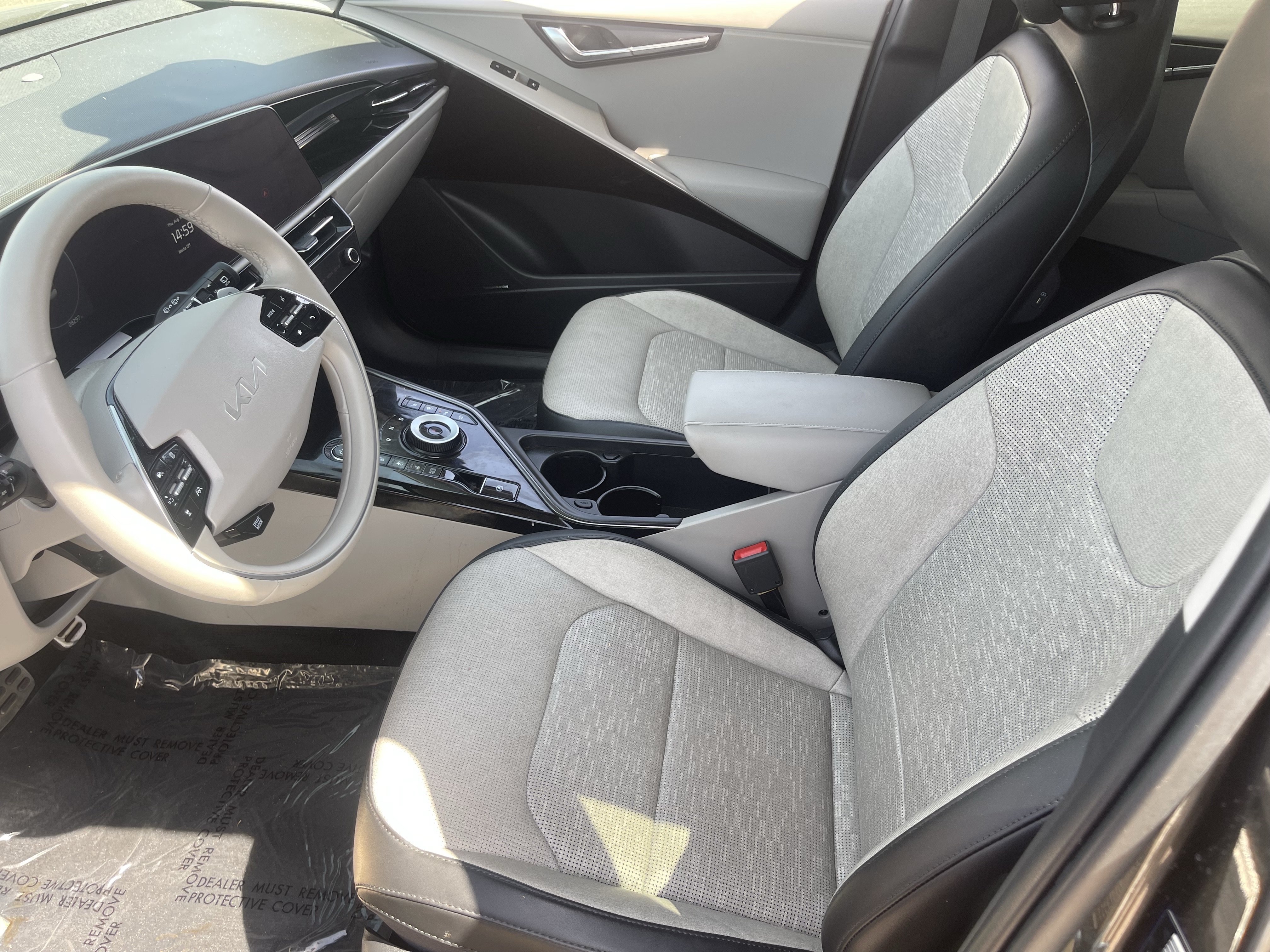 Certified 2023 Kia Niro Wave FWD image 16
