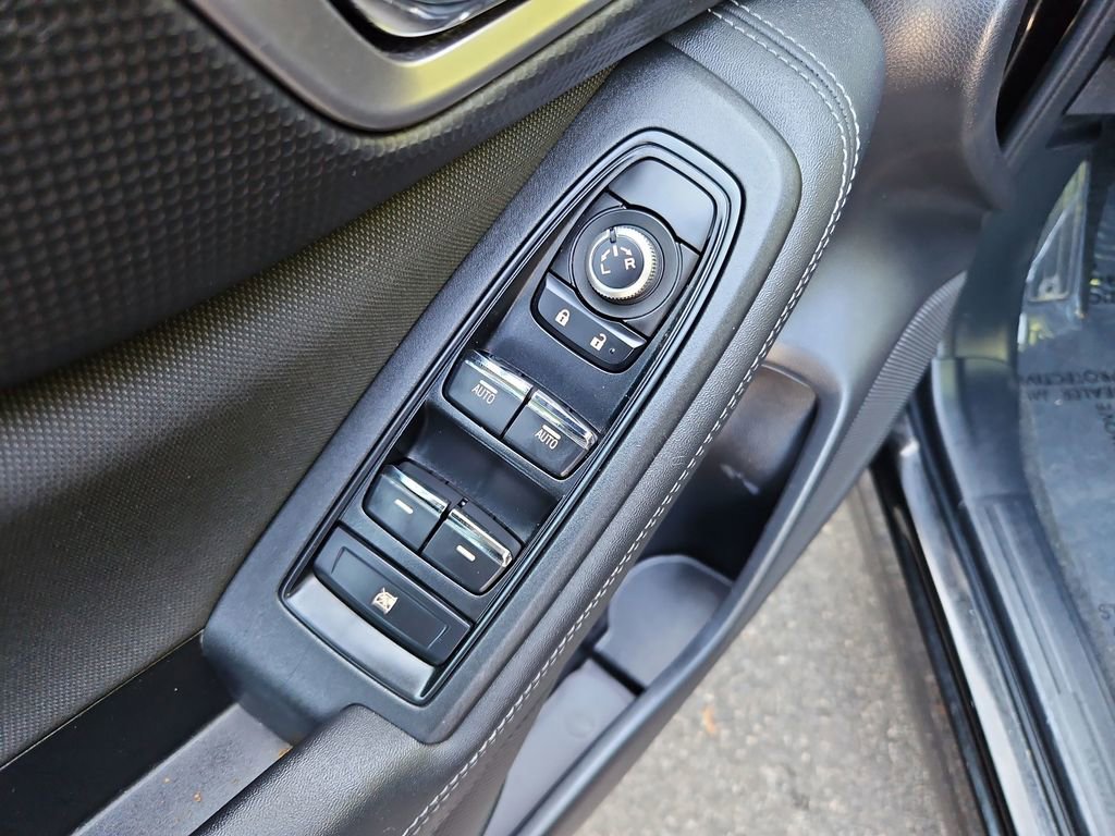 Used 2020 Subaru Forester Premium AWD/4WD image 28