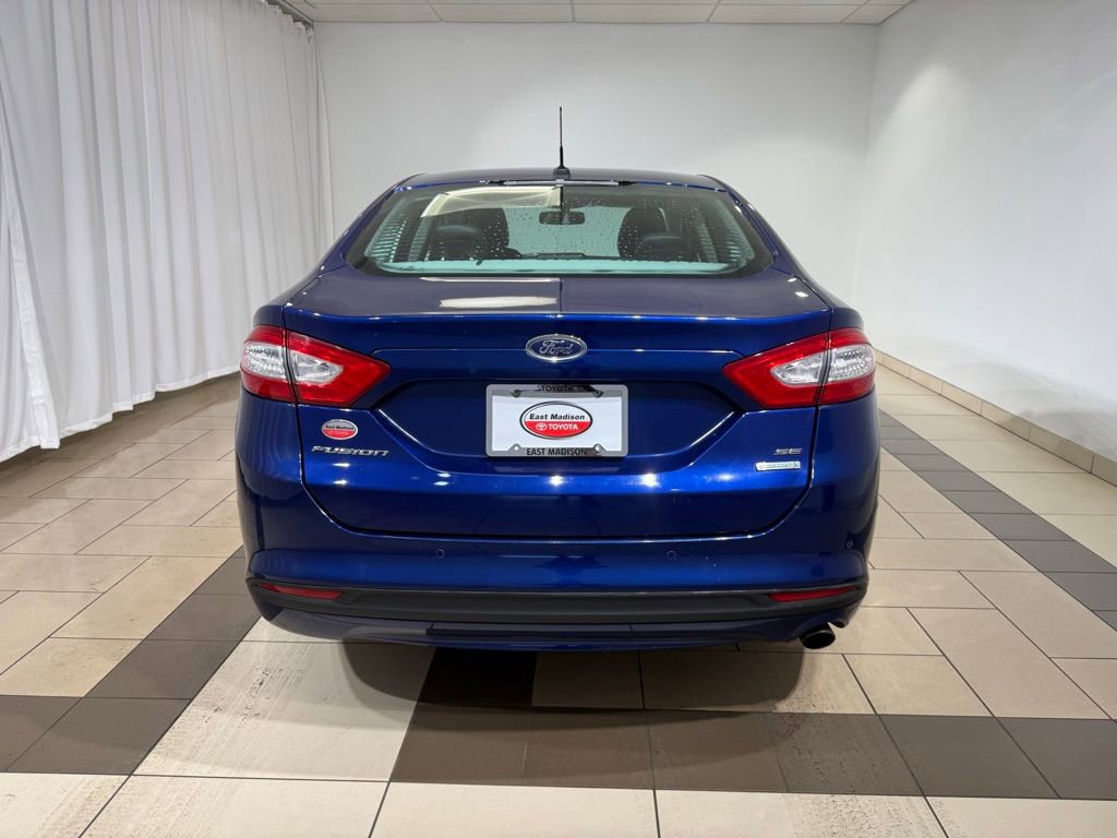 Used 2013 Ford Fusion SE image 4