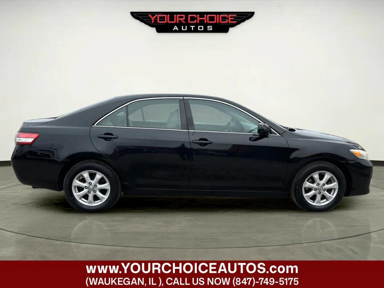 Used 2011 Toyota Camry LE w/ LE Extra-Value Pkg image 6