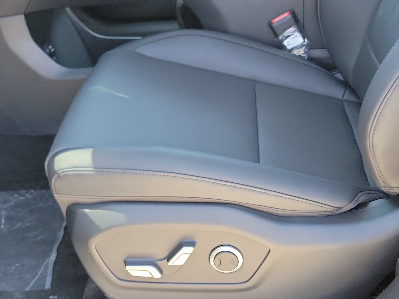 New 2026 Hyundai Santa Fe XRT AWD/4WD image 16