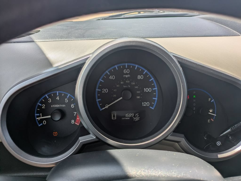 Used 2010 Honda Element EX image 16